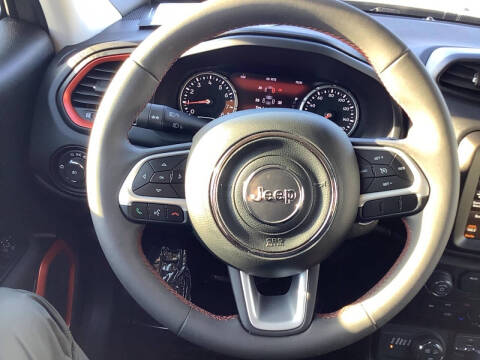 2023 Jeep Renegade Trailhawk