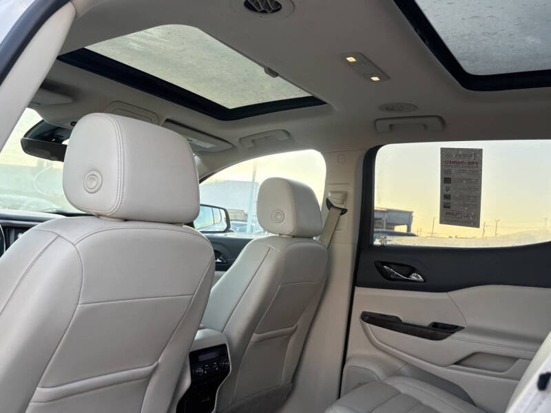 2021 GMC Acadia Denali