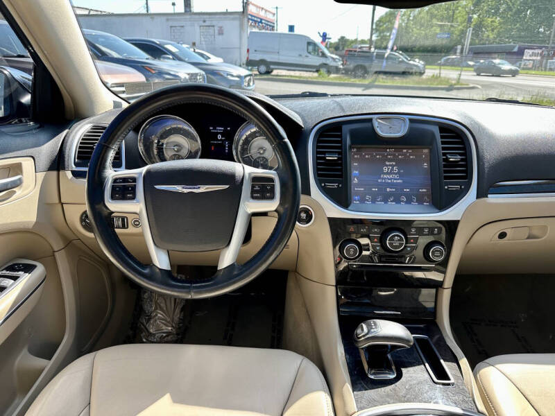2014 Chrysler 300
