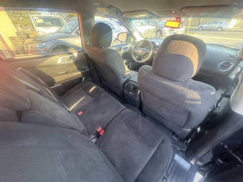 2015 Nissan Pathfinder SV