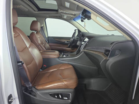 2017 Cadillac Escalade ESV Premium Luxury