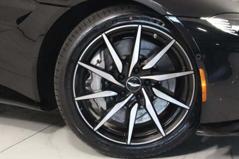 2019 Aston Martin Vantage