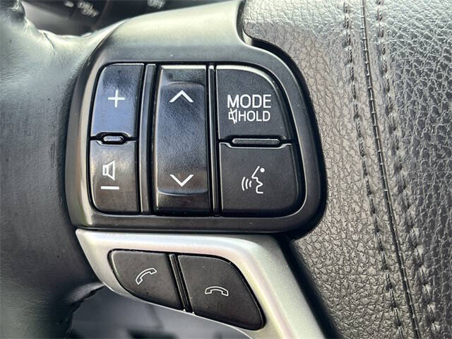 2017 Toyota Highlander LE Plus