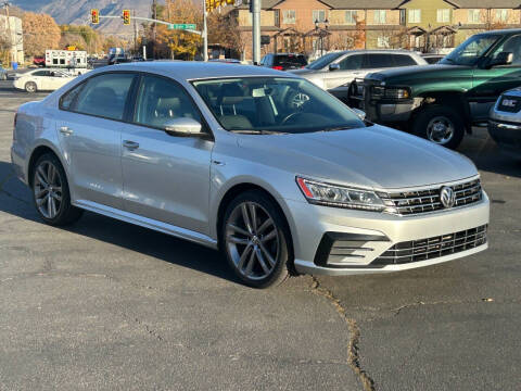2018 Volkswagen Passat 2.0T R-Line