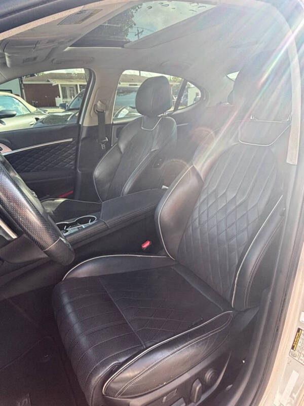 2019 Genesis G70