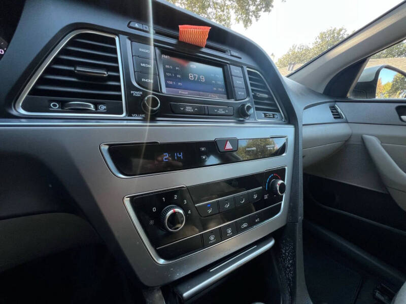 2015 Hyundai Sonata SE