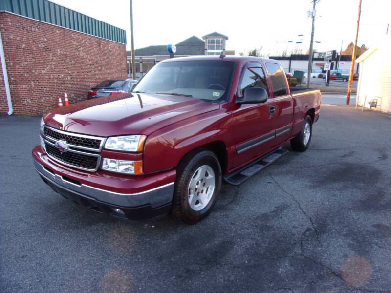 2006 Chevrolet Silverado 1500 LT1 photo 2