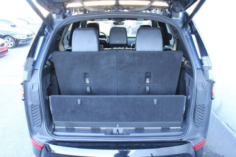 2020 Land Rover Discovery Landmark Edition