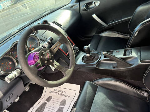 2005 Nissan 350Z Anniversary Edition