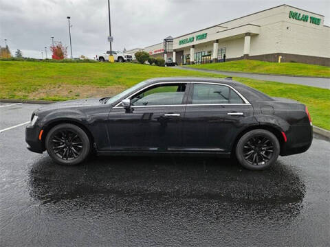 2017 Chrysler 300 C