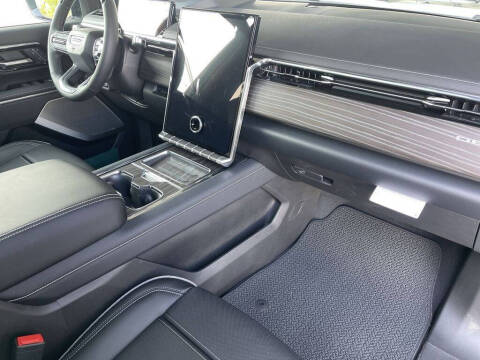 2025 GMC Sierra EV Denali