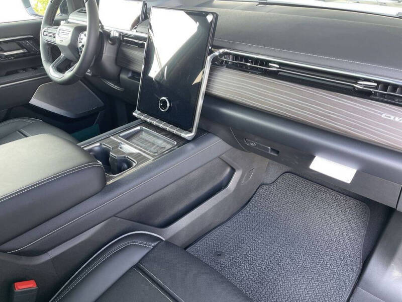 2025 GMC Sierra EV Denali