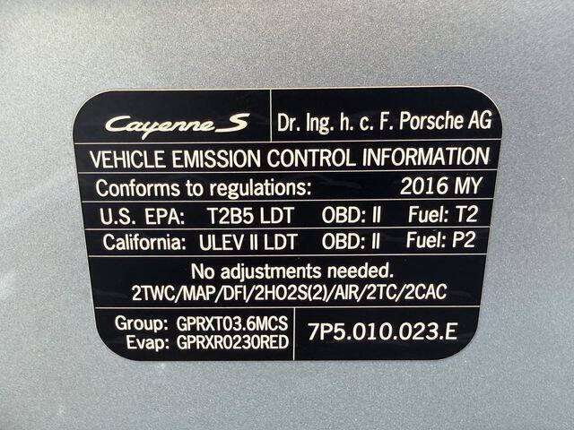 2016 Porsche Cayenne GTS