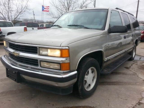 1999 Chevrolet Suburban for sale at Ody's Autos in Houston TX