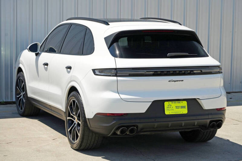 2024 Porsche Cayenne