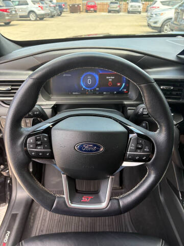 2022 Ford Explorer ST