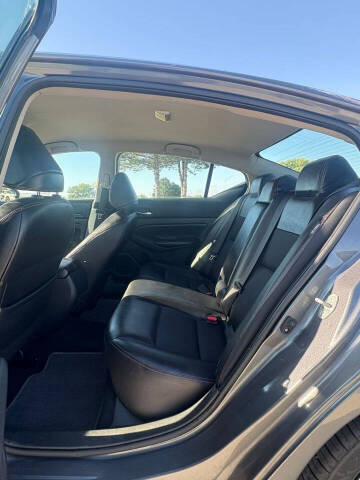 2021 Nissan Altima 2.5 SR