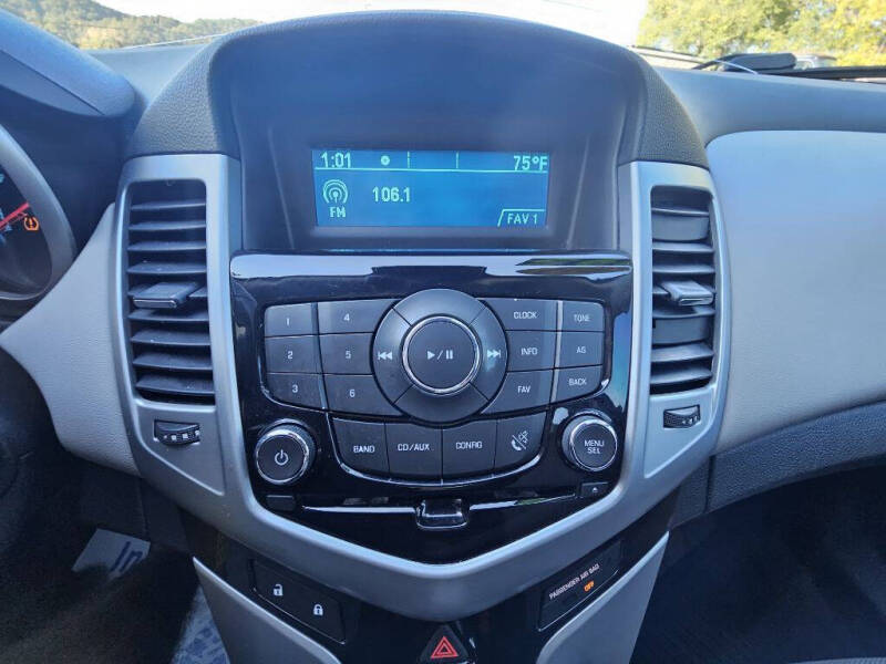 2014 Chevrolet Cruze LS Auto