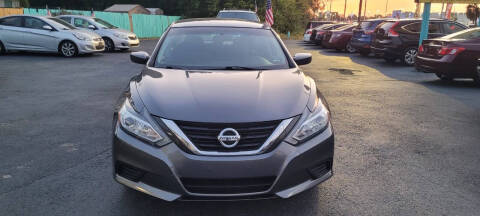 2017 Nissan Altima for sale at King Motors Auto Sales LLC in Mount Dora FL