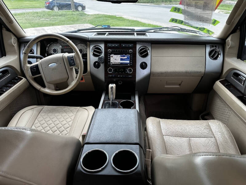 2012 Ford Expedition XLT