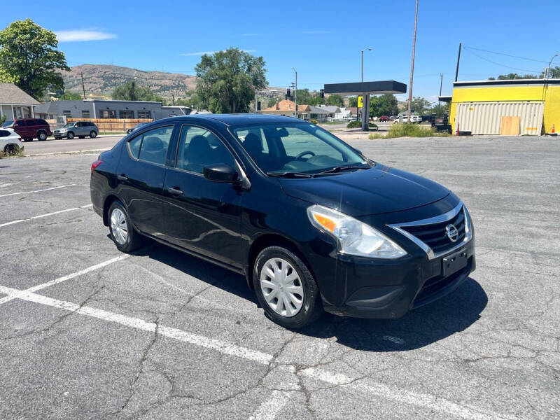 2016 Nissan Versa Sedan S photo 8