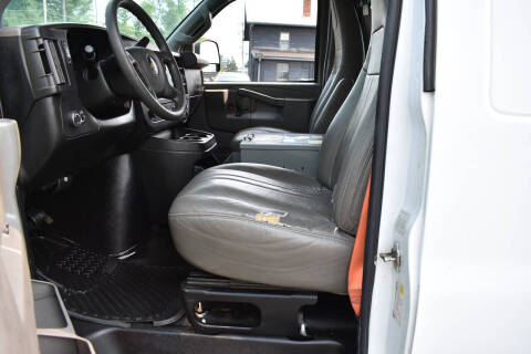 2017 Chevrolet Express 2500
