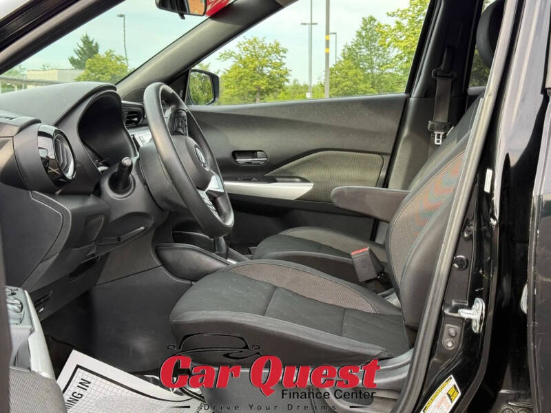 2020 Nissan Kicks SV