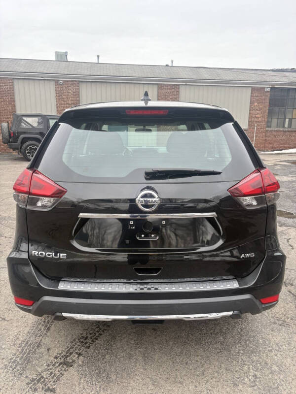 2018 Nissan Rogue S