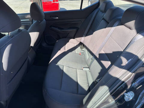 2021 Nissan Altima 2.5 SV