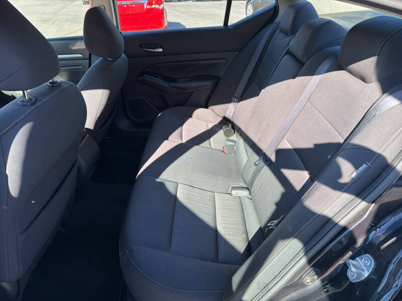 2021 Nissan Altima 2.5 SV