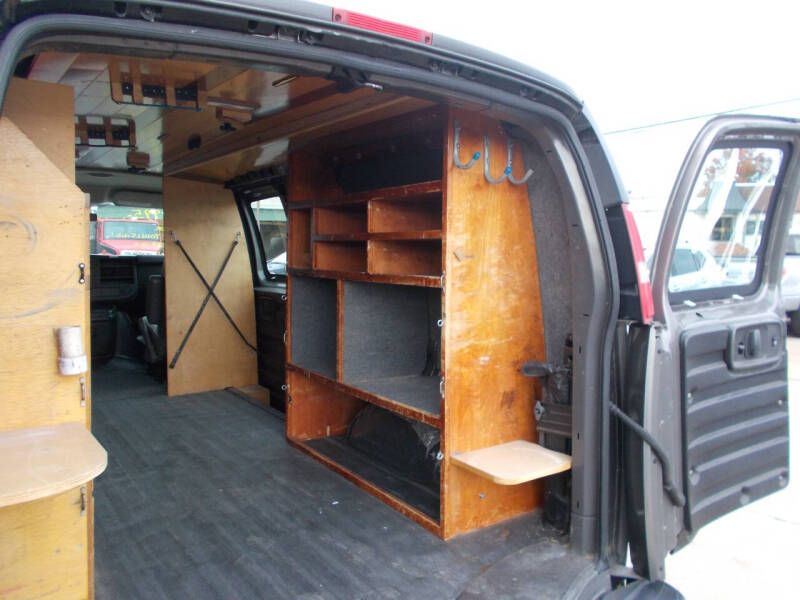 2011 GMC Savana 2500