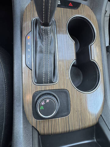 2018 GMC Acadia SLE-2