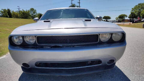 2013 Dodge Challenger SXT