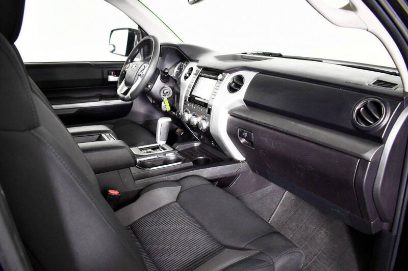 2016 Toyota Tundra SR5