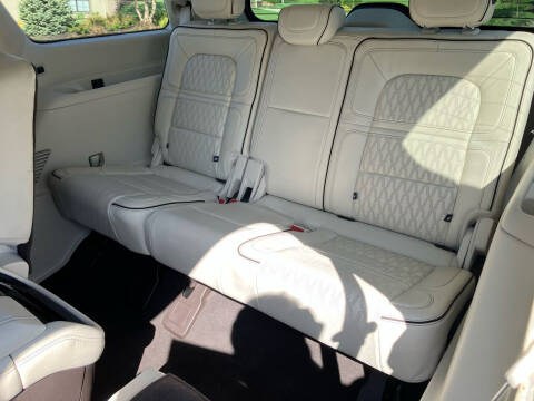 2018 Lincoln Navigator Black Label