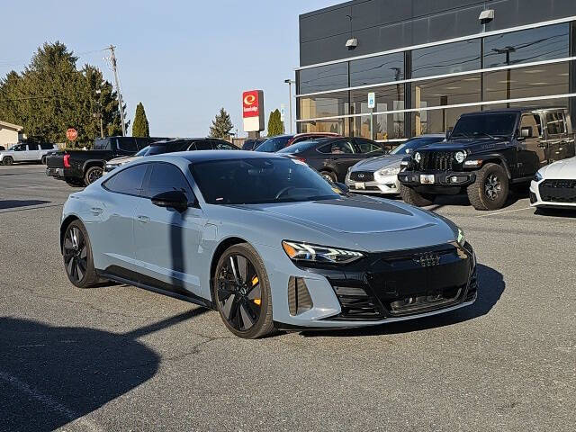 2022 Audi RS e-tron GT quattro