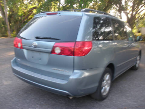 2007 Toyota Sienna CE 7-Passenger