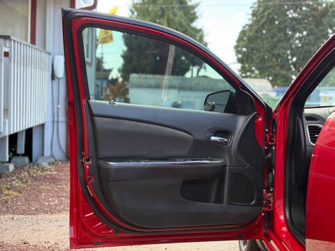 2012 Dodge Avenger SE