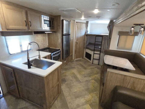 2022 Palomino 294DBHS