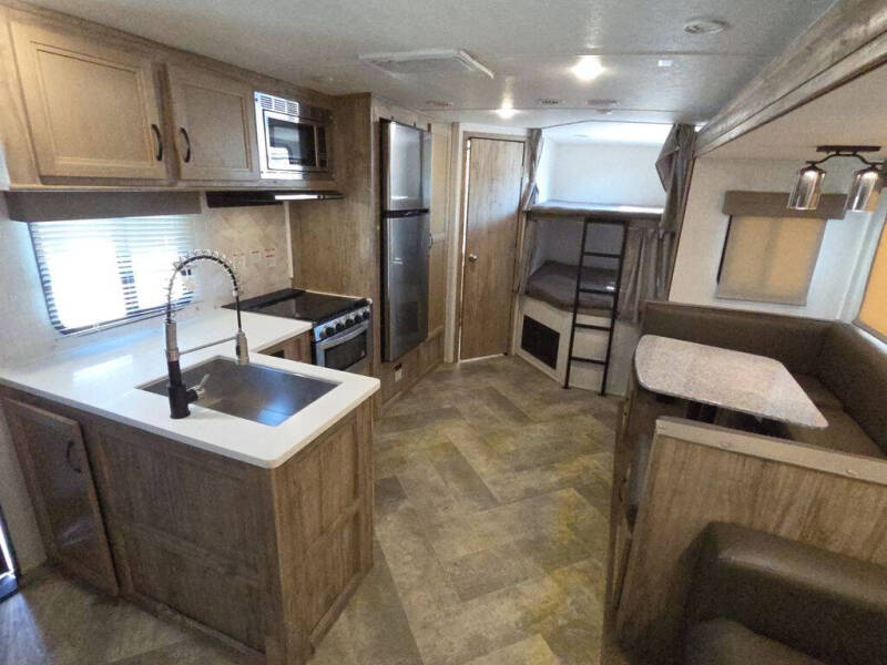 2022 Palomino 294DBHS