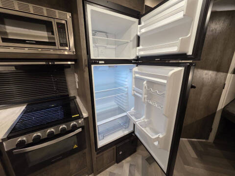 2021 Forest River Wildwood 26DBUD