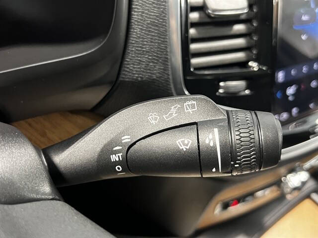 2023 Volvo XC90 B6 Plus Bright Theme 7P