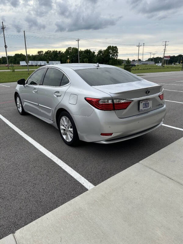 2013 Lexus ES 300h
