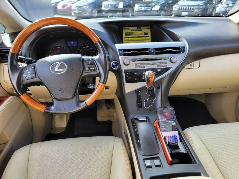 2011 Lexus RX 450h photo 11