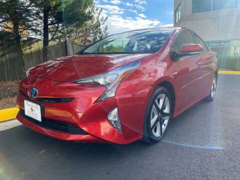 2017 Toyota Prius for sale at Super Bee Auto in Chantilly VA