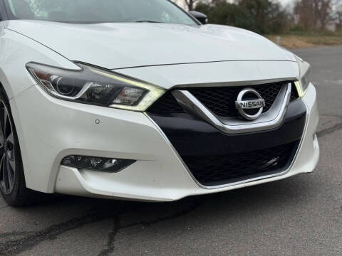 2016 Nissan Maxima