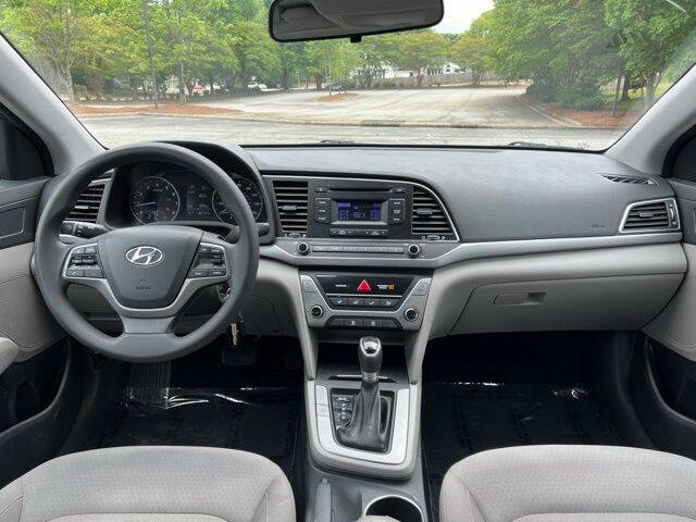 2017 Hyundai Elantra