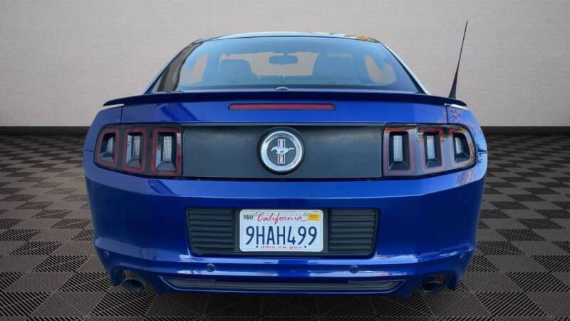 2014 Ford Mustang V6 Premium