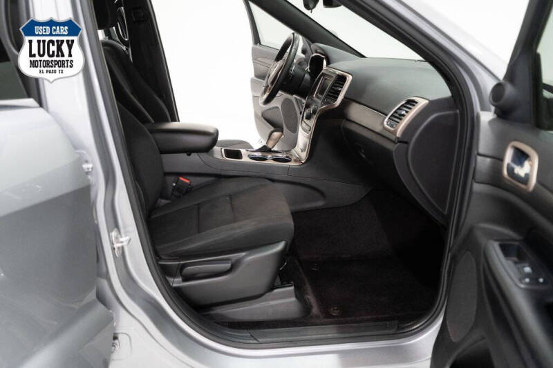 2017 Jeep Grand Cherokee Laredo