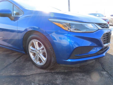 2017 Chevrolet Cruze LT Auto